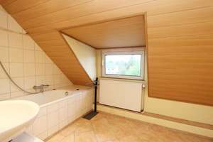 Gemütliche 2-3 ZKB Dachgeschosswohnung mit Fernblick nähe Klinikum – Ihringshäuser Straße 93, 34125 Fasanenhof, Kassel – Vorschaubild 14