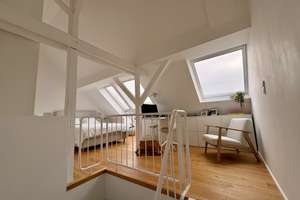 Stilvoll modernisierte Altbau-Maisonette in Golzheim (Bankstraße)