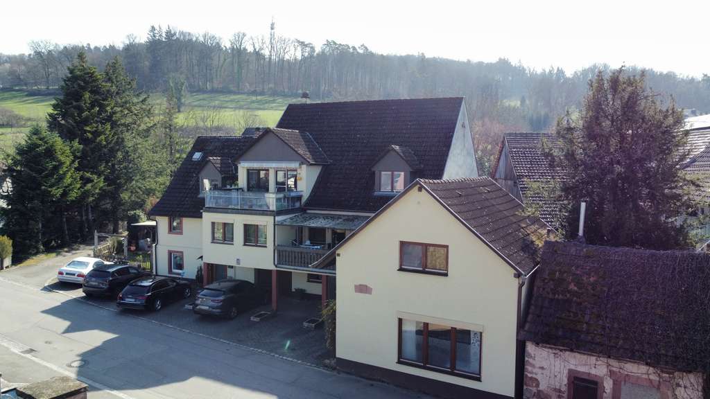 Immobilie in Kandern - Vielseitig nutzbares Ensemble mit 4 Wohneinheiten & Altbestand in Kandern (Wollbach) - Bild 1