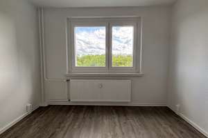 3er - Wohngemeinschaften gesucht -  Azubis -und Studentenwohnung. – Michelangelostr. 1, 1217 Räcknitz/Zschertnitz, Dresden – Vorschaubild 4