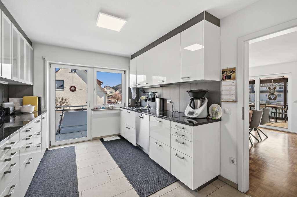 Immobilie in Rangendingen - Großzügig und modern Wohnen mit Gartenanteil - Bild 2