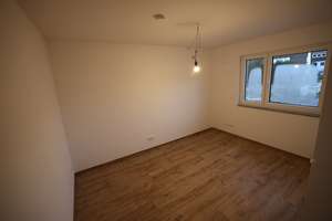 Erstbezug Geräumiges 5-Zimmer-Reihenhaus mit Garten, EBK, CarPort – Lohhofer Straße 10, 90453 Krottenbach, Mühlhof, Nürnberg – Vorschaubild 22