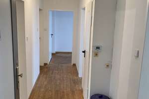 Freundliche 3-Zimmer-HochparWohnung mit Balkon in Nürnberg-Johannis – ideal für 2er-WG! – Sandratstr 29, 90419 St. Johannis, Nürnberg – Vorschaubild 4