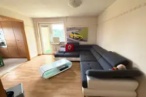 Unmittelbar am Nürburgring: Mehrfamilienwohnhaus mit Potential – Ahrweiler (Kreis) – Vorschaubild 48