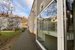 Freie Dachgeschosswohnung mit Dachterrasse, Klimaanlage & TG-Stellplatz – Die vollständige Adresse der Immobilie erhältst du vom Anbieter., 70329 Obertürkheim (Ortsteil), Stuttgart – Vorschaubild 2