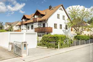 Ca. 91 m² Wohn-/Nutzfläche: Bezugsfreie Dachgeschosswohnung mit offener Galerie und Südloggia – Die vollständige Adresse der Immobilie erhältst du vom Anbieter., 80993 Alt-Moosach, München – Vorschaubild 2
