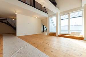 Dachgeschosstraum mit Galerie & Balkon | 2 Bäder | Aufzug | Dielenboden | Stellplatz mgl. – Wurzner Straße 156a, 4318 Sellerhausen-Stünz, Leipzig – Vorschaubild 19