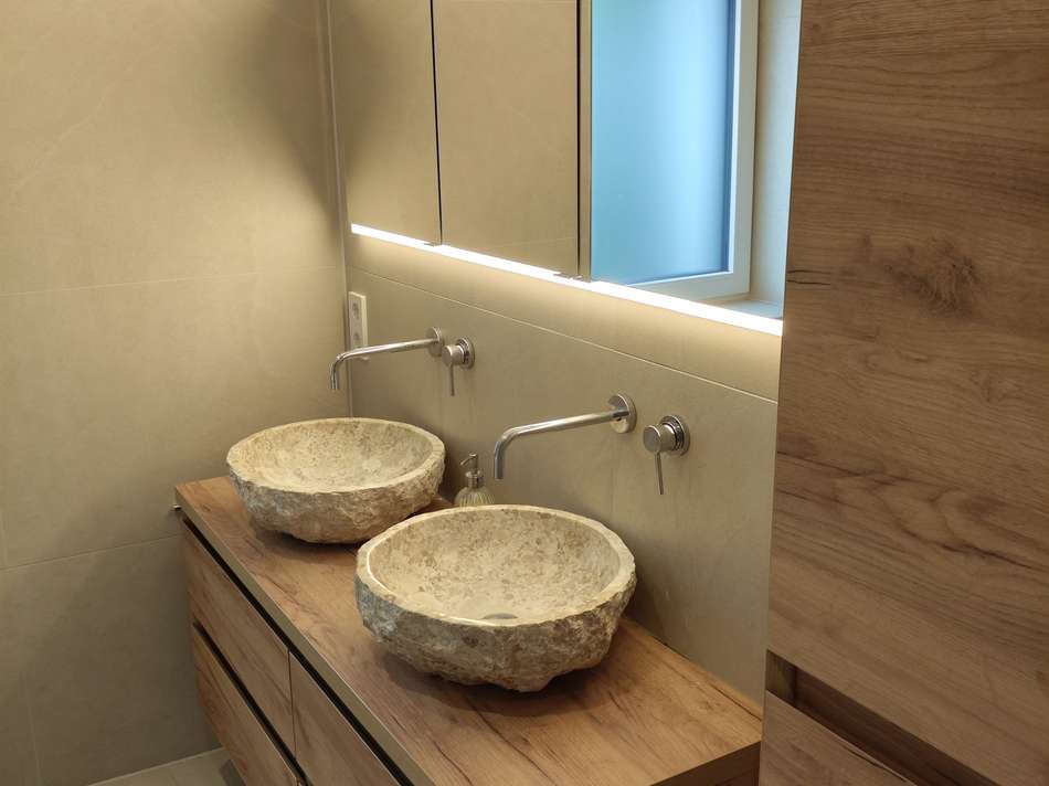 Badezimmer EG