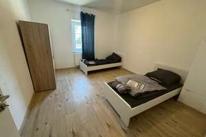 Wunderschöne Doppelhaushälfte für Monteure in bester Lage