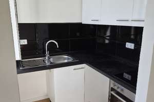 bezugsfreie komplett sanierte 2-Zimmer-Wohnung mit Balkon in Berlin – Huttenstraße 26b, 10553 Moabit, Berlin – Vorschaubild 12