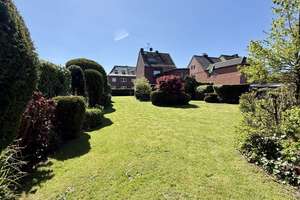 Freistehendes Einfamilienhaus mit zusätzlichem Baugrundstück  in Mönchengladbach-Wickrath – Die vollständige Adresse der Immobilie erhältst du vom Anbieter., 41189 Wickrath-Mitte, Mönchengladbach – Vorschaubild 23