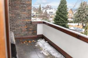 Gepflegtes Mehrfamilienhaus mit Schwimmbad
Inklusive Terasse, Balkonen und 2 Garagen
IN BOTTROP – Die vollständige Adresse der Immobilie erhältst du vom Anbieter., 46242 Fuhlenbrock, Bottrop – Vorschaubild 41