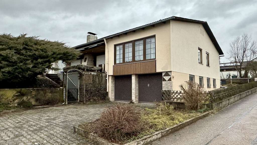 Immobilie in Beratzhausen - Ein-/Zweifamilienhaus in Beratzhausen - Bild 0