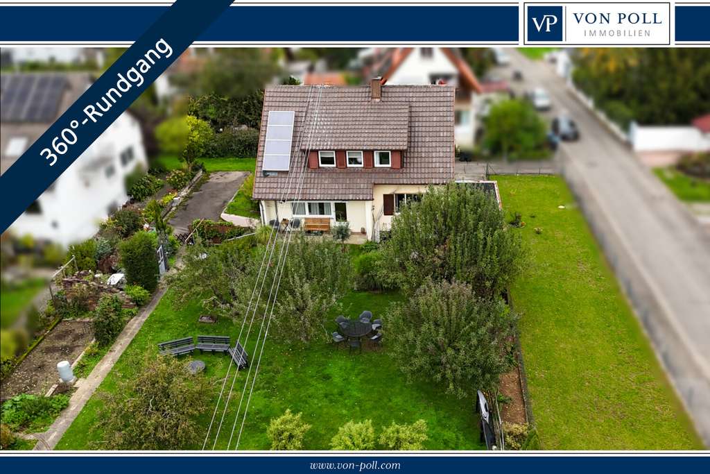 Renoviertes Ein-/ Zweifamilienhaus mit traumhaften Garten