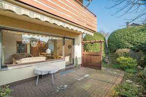 Charmante Doppelhaushälfte mit Garten, Balkon und viel Potenzial! – Die vollständige Adresse der Immobilie erhältst du vom Anbieter., 33659 Senne, Bielefeld – Vorschaubild 2