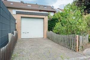 Zentral wohnen, individuell gestalten! Reihenmittelhaus in Bielefeld-Senne! – Die vollständige Adresse der Immobilie erhältst du vom Anbieter., 33659 Senne, Bielefeld – Vorschaubild 2