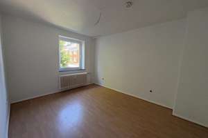 Renovierte 2-Zimmer-Nachbarwohnungen in Bremerhaven – Schillerstraße 130, 27570 Geestemünde, Bremerhaven – Vorschaubild 3