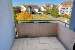3,5-Raum-Maisonette mit gr. Balkon, inkl. EBK, Außenjalousien, Möbelübernahme mgl., SUV-TG-SP mgl. – Die vollständige Adresse der Immobilie erhältst du vom Anbieter., 4178 Burghausen-Rückmarsdorf, Leipzig – Vorschaubild 14
