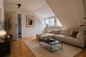 Helle 2 Zimmer Dachgeschosswohnung  Mitten im Leben – Die vollständige Adresse der Immobilie erhältst du vom Anbieter., 22763 Hoheluft-West, Hamburg – Vorschaubild 9