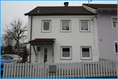 DIPL.-Immowirt MAIER !! TOLLE ZENTRALE LAGE gefällig ?? LEISTBARES HAUS FÜR HANDWERKER mit POTENZIAL
