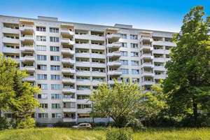 Schöne Wohnung sucht Mieter: 4-Zimmer-Wohnung für Ihre Familie – Berzdorfer Str. 10, 1239 Prohlis-Nord, Dresden – Vorschaubild 2