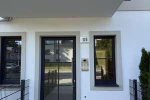 Stilvolle 3-Zimmer-Neubauwohnung mit Balkon und Tiefgaragenstellplatz im Palais Stahnsdorf