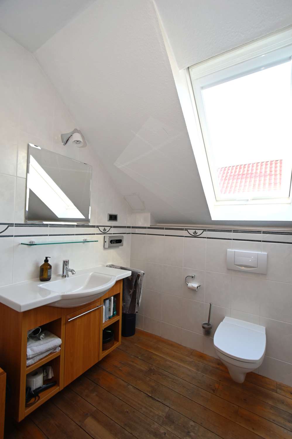 Immobilie in Mettenheim - Vielseitiges Familienanwesen mit Gewerbeoption und ELW zur Erfüllung Ihrer Wohnwünsche! - Bild 4