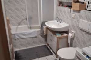 Wohnen mit Charakter: Erdgeschosswohnung in Koblenz-Wallersheim – 56070 Wallersheim, Koblenz – Vorschaubild 4