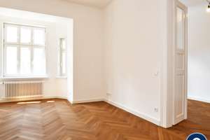 AIGNER - Sanierter 5-Zimmer-Altbautraum - Mitten im Lehel – Die vollständige Adresse der Immobilie erhältst du vom Anbieter., 80538 Englischer Garten, München – Vorschaubild 1