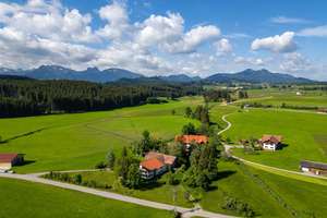 Ihr Bauernhaustraum auf dem Land - Authentisch & idyllisch – Die vollständige Adresse der Immobilie erhältst du vom Anbieter., 87637 Seeg – Vorschaubild 2