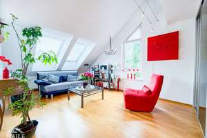 Helle Maisonette mit Dachbalkon, drei Schlafzimmern, zwei Bädern und Tiefgarage! – Im Bogert 26, 70599 Plieningen (Ortsteil), Stuttgart – Vorschaubild 3