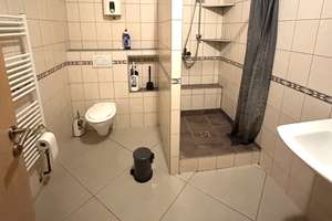 Möbliertes WG Zimmer in S-Vaihingen – Die vollständige Adresse der Immobilie erhältst du vom Anbieter., 70563 Vaihingen-Mitte, Stuttgart – Vorschaubild 2