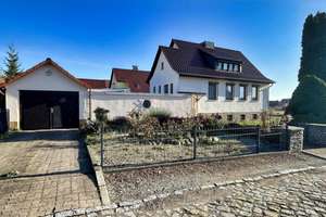 Haus und Hof zum Wohlfühlen! – Die vollständige Adresse der Immobilie erhältst du vom Anbieter., 39387 Oschersleben (Bode) – Vorschaubild 1