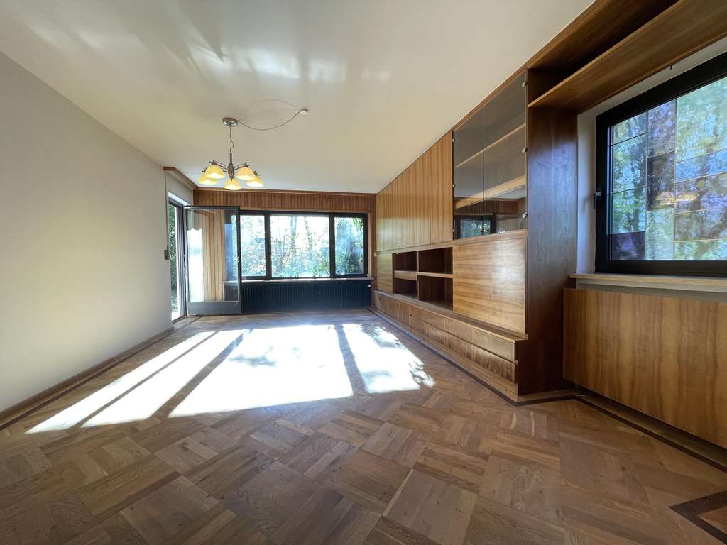 Immobilie in Buchloe - MEHRFAMILIENHAUS IM GRÜNEN
 - Bild 1