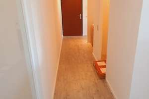Große sanierte 3 Zimmer Wohnung in Köln Weiden in der obersten Etage mit Einbauküche – Lübecker Str. 13, 50858 Weiden, Köln – Vorschaubild 15