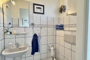 Gepflegtes Reihenmittelhaus in guter Lage - Lübeck St. Gertrud - Eigenland - – Die vollständige Adresse der Immobilie erhältst du vom Anbieter., 23566 Sankt Gertrud, Lübeck – Vorschaubild 10
