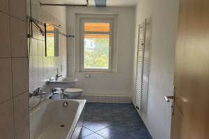 Aufgepasst: Zwei-Zimmer-Wohnung mit Einbauküche – 4347 Schönefeld-Abtnaundorf, Leipzig – Vorschaubild 3