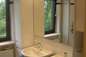 1-Raum-Wohnung möbliert direkt an UNI/Klinikum unter dem Fernsehturm (Ideal für Student/in) – 93051 Kumpfmühl-Ziegetsdorf-Neuprüll, Regensburg – Vorschaubild 2