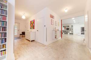 Großzügiges 1-2 Familienhaus mit architektonischem Flair in Oldenburg! – Die vollständige Adresse der Immobilie erhältst du vom Anbieter., 26133 Bümmerstede, Oldenburg (Oldenburg) – Vorschaubild 2