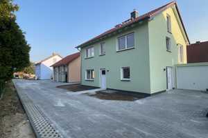 = H = NEUBAU! FREISTEHENDES EINFAMILIENHAUS MIT WÄRMEPUMPE, GARAGE IN GEFRAGTER WOHNLAGE! = H = – Dahme-Spreewald (Kreis) – Vorschaubild 1