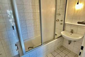 Helle & sanierte 3 Zimmerwohnung mit Balkon in Mainz! – Am Lemmchen 35, 55120 Mombach, Mainz – Vorschaubild 10