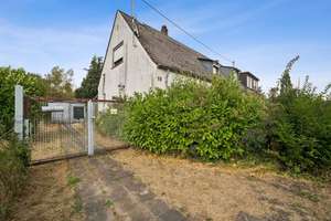 Kernsanierungsbedürftiges Einfamilienhaus auf großzügigem Baugrundstück mit Entwicklungspotenzial – 56070 Wallersheim, Koblenz – Vorschaubild 4