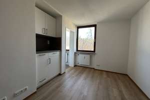 Kompaktes Apartment in Erlangen: Ein Zuhause mit praktischer Ausstattung – Rennesstraße 41, 91054 Sieglitzhof, Erlangen – Vorschaubild 1