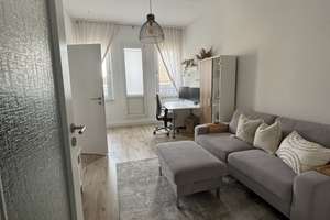 Sanierte 2-Raum-Wohnung mit Balkon in Oberhausen – Bahnhofstraße 19, 46145 Sterkrade-Mitte, Oberhausen – Vorschaubild 3