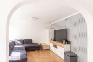 SCHMUCKSTÜCK IN BONN – MEHRFAMILIENHAUS IN BEGEHRTER LAGE – Die vollständige Adresse der Immobilie erhältst du vom Anbieter., 53111 Nordstadt, Bonn – Vorschaubild 4