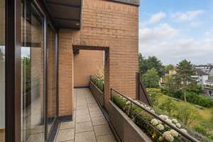 Urbanes Potenzial mit Fernblick und Aufzug direkt zur Tür – 40235 Grafenberg, Düsseldorf – Vorschaubild 2