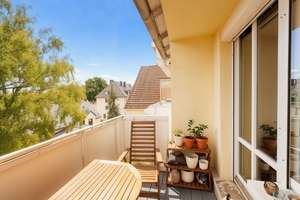 Wohnen auf 2 Etagen – 2-Zimmer-Maisonette mit Süd-West Balkon, zentral und ruhig gelegen – Peter-Auzinger-Straße 17, 81547 Neuharlaching, München – Vorschaubild 1