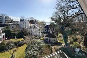 Rarität am Süllberg: Einfamilienhaus mit herrlichem Garten und Elbblick – Die vollständige Adresse der Immobilie erhältst du vom Anbieter., 22587 Blankenese, Hamburg – Vorschaubild 2