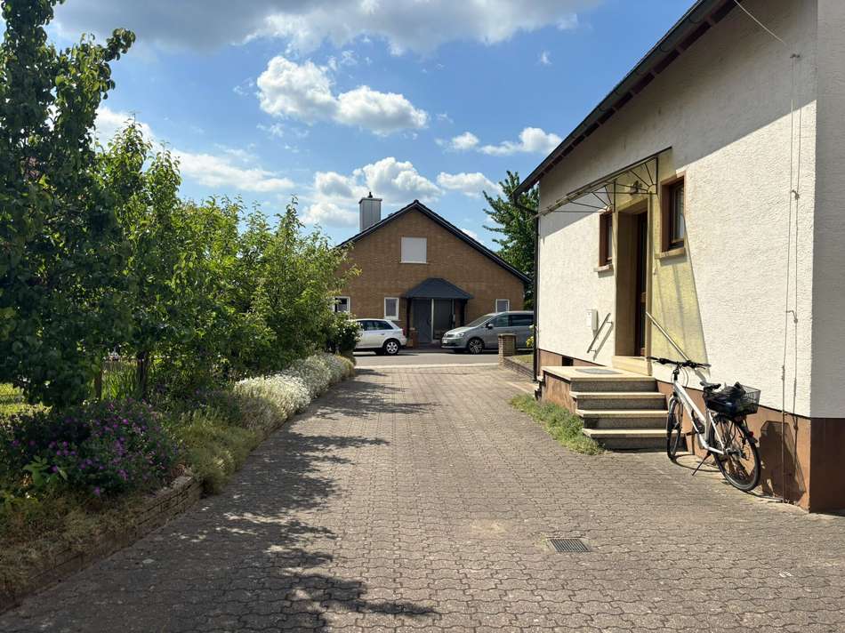 Hofeinfahrt