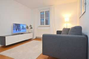 Modern möbliertes 2-Zimmer- Apartment mit WLAN direkt in der Altstadt von Nürnberg – Nürnberg – Vorschaubild 7